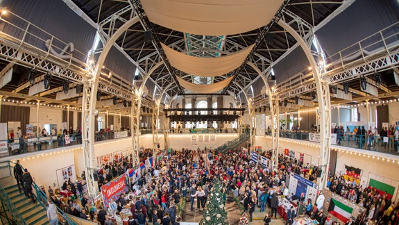 Peniaze vyzbierané na Vianočnom bazári pôjdu na dobročinné účely, uviedol Lajčák