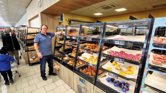 Populárny petržalský predavač: Vás je tu škoda, vy ste mali byť v televízii, hovoria mu ľudia