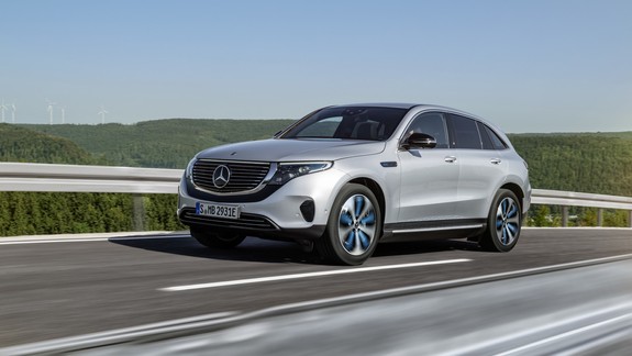 Mercedes-Benz EQC nastúpi v polovici roku 2019