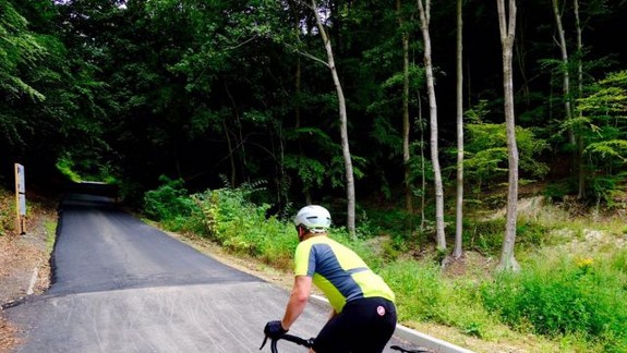 Lesopark má konečne opravené cesty