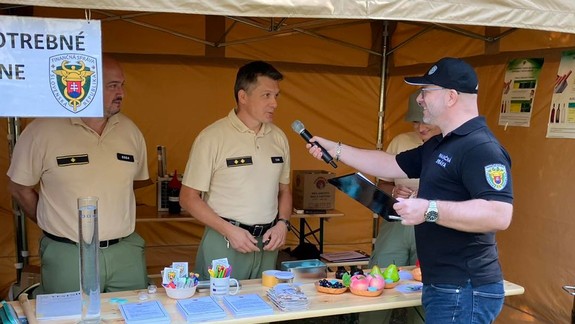 Na Bratislavskom hrade môže verejnosť v sobotu bližšie spoznať prácu colníkov