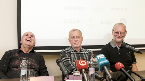 ROZHOVOR – Ján Baláž z Elánu: Bratislava mi pripomína obraz Drážďan po bombardovaní