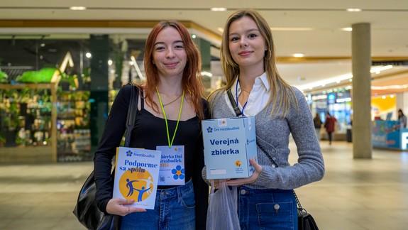 Zbierka Dni nezábudiek podporí duševné zdravie, do "kasičky" však už neprispejete