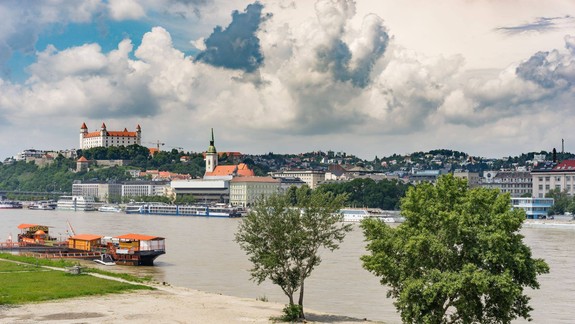 Dobrovoľníci idú čistiť Tyršovo nábrežie - nepridáte sa k nim?