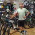 Pomôžu začiatočníkom i profíkom: Navštívili sme cyklo predajňu so servisom, ktorej personál bicyklovaním doslova žije