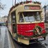 Vianočné električky i autobus: V centre mesta začína premávať vianočná flotila