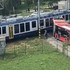 Na železničnom priecestí v Bratislave došlo k nehode autobusu MHD a vlaku