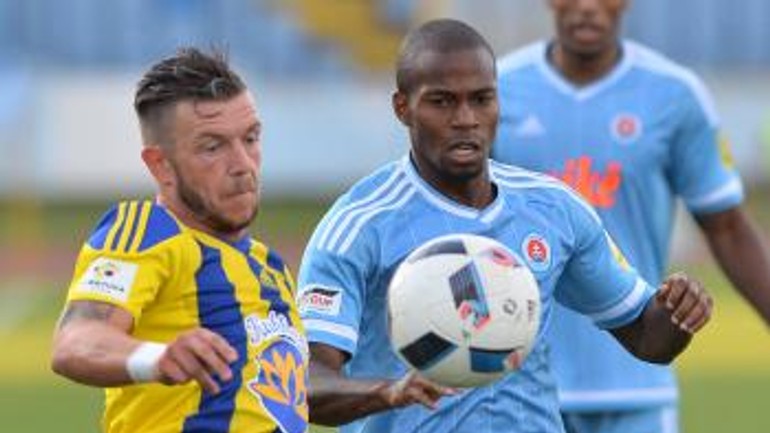 Futbalisti slovana doma zdolali dunajskú stredu 3:2 - skslovan_dac