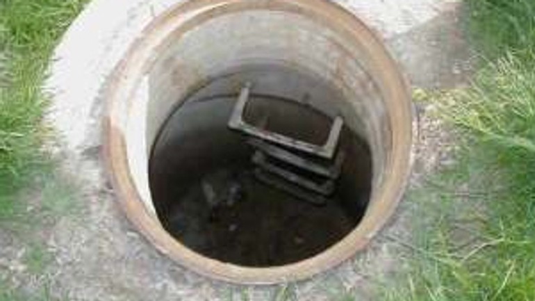 Provizórne poklopy z dreva na detskom ihrisku nahradia - Kanal otvoreny