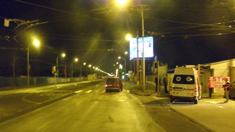 V sanitke zomrel pacient, nie však pre nehodu - Sanitka1