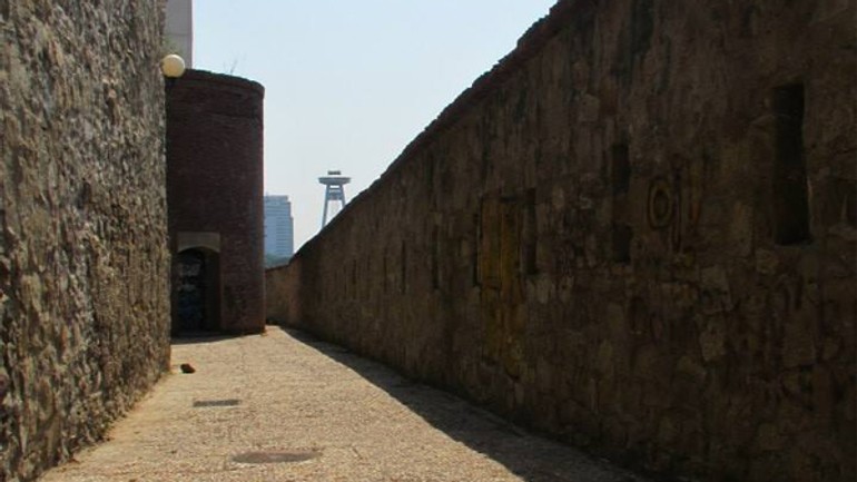 Mestské hradby obnoviia aj s pomocou grantu ministerstva - hradby_vycistene1