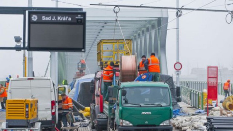 Starý most je dokončený včas a v zazmluvnenej cene - stary_most2015_12