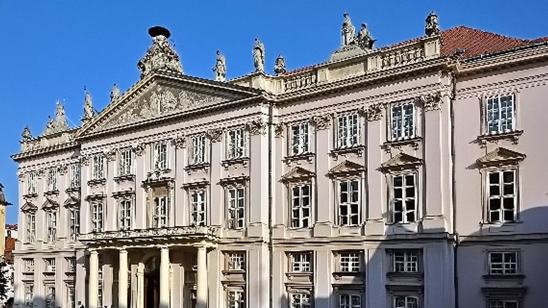Ivo&nbsp;nesrovnal už&nbsp;má svojich&nbsp;viceprimátorov - Bratislava,_Primaciálny_palác