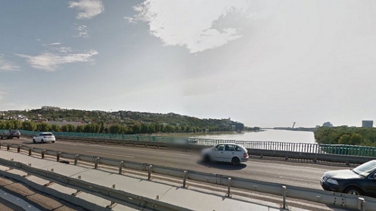 Žena kráčala po diaľnici – policajti jej naparili pokutu! - lafranconi_ba_maps.google.sk_