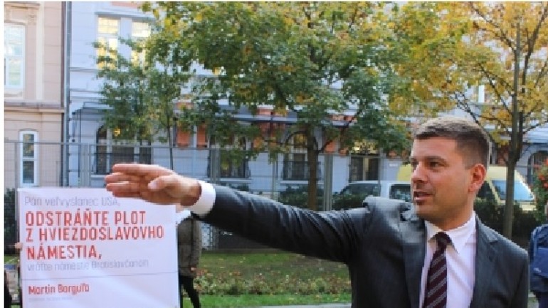 Poslanec borguľa poslal list donaldovi trumpovi! - Borgula plot1