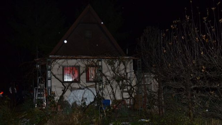 Polícia našla v bratislave dve výrobne pervitínu - Drogy1