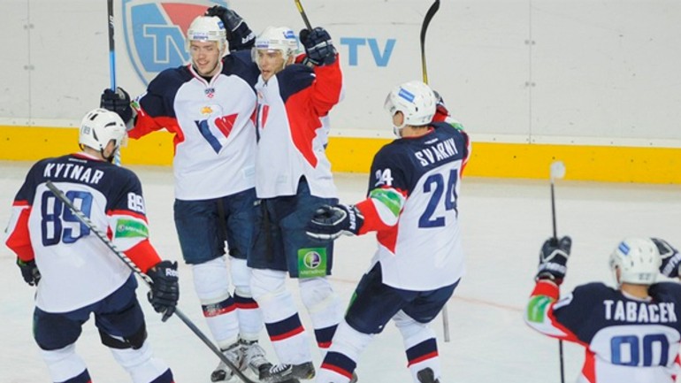 Slovan vyhral aj v prahe, kde bola domáca atmosféra - Hclev hcslovan
