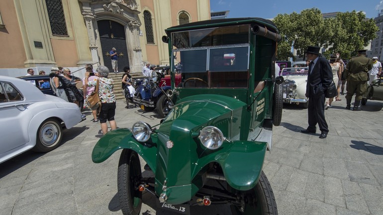 Veterány na Župnom námestí