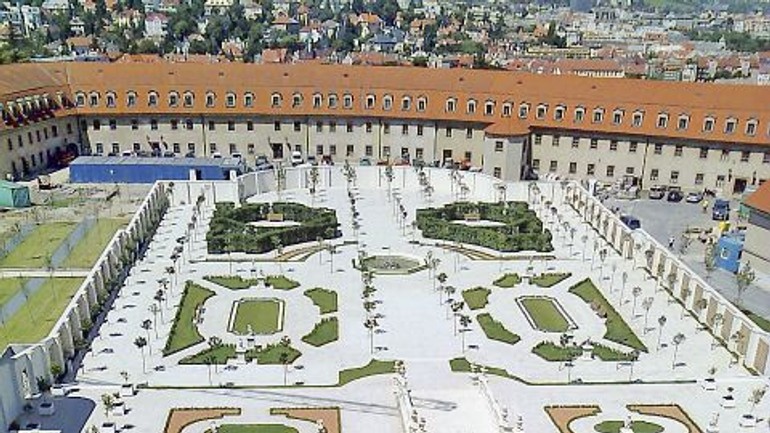 Ukázali obnovenú hradnú záhradu - 13_zahrada