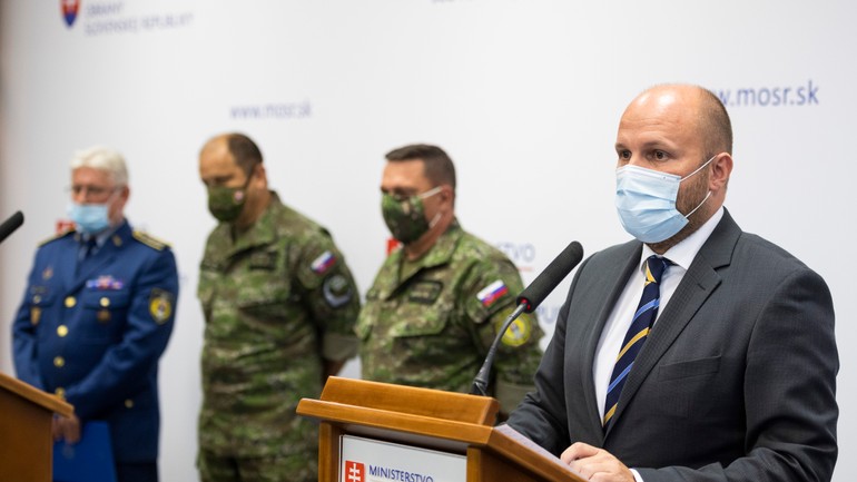 O príčinách pádu stíhačky...