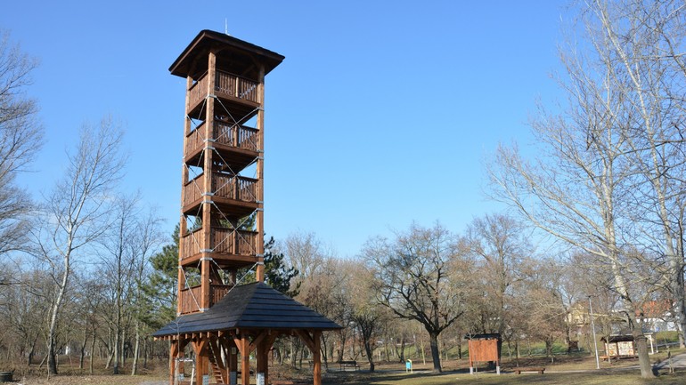 Rozhľadňa vo vrakunskom lesoparku