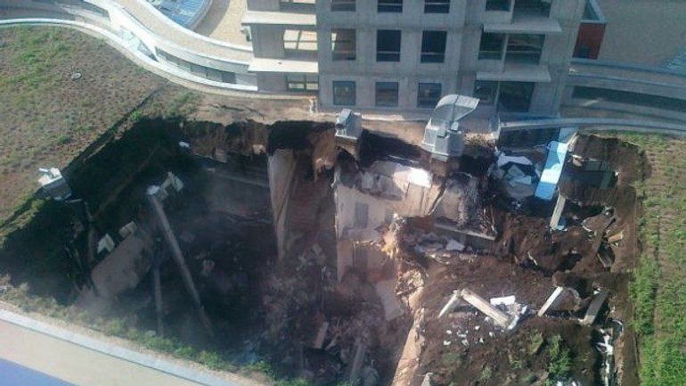 Od pádu budovy v 3nity uplynulo tri a pol roka - 3nity_pad