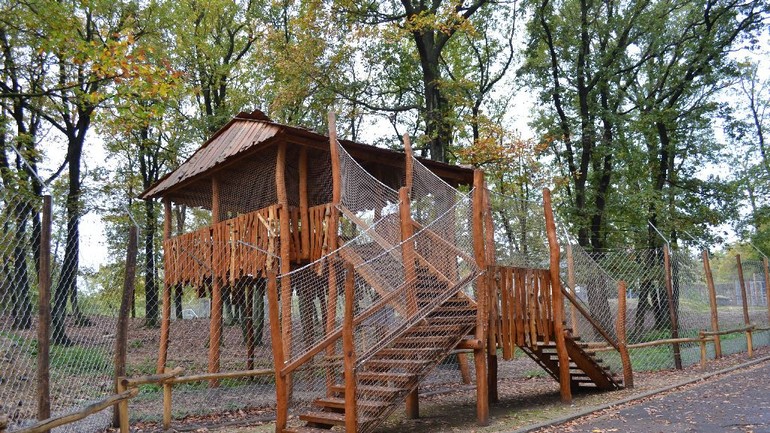 Výbeh pre vlky v ZOO