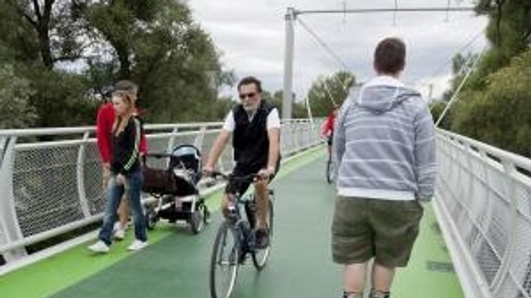 Od soboty je cyklomost ponad moravu v predčasnom užívaní - Cyklomost1108 1