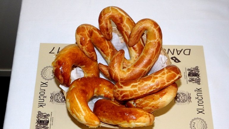 Najlepší bratislavský rožok upiekla študentka milka z bratislavy - Brat. rožky