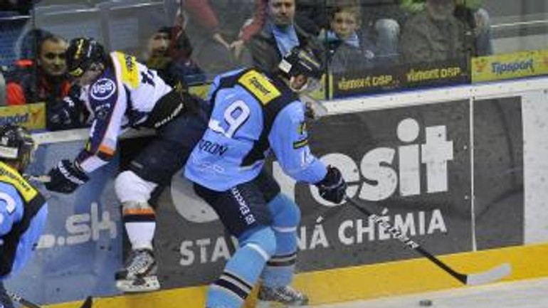 Hokejisti slovana porazili košice a vedú ligu - Slovan ke2