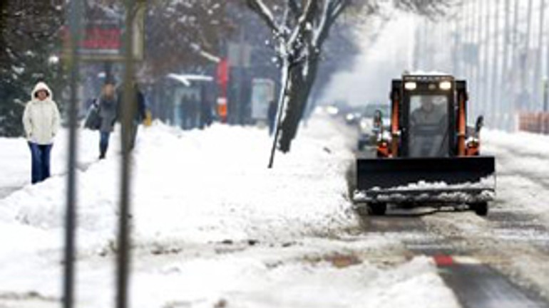 Zima zatiaľ stála dúbravku o 104-tisíc eur viac - snezenie2