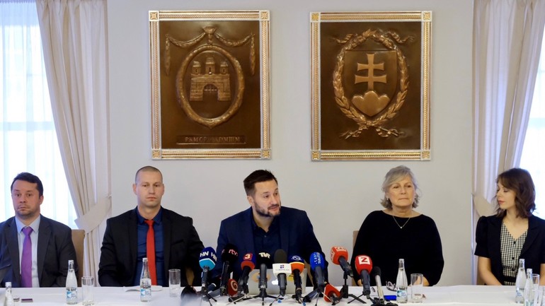 Primátor Vallo na tlačovej konferencii