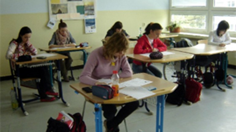 Stovky žiakov si v školách vyberali krúžky - skola