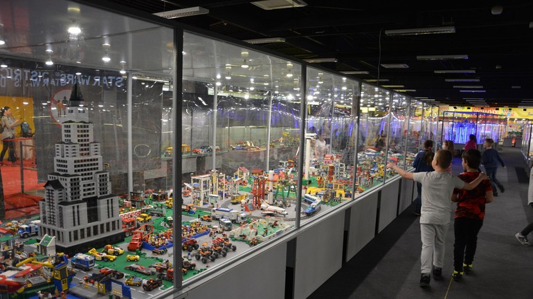Mobilná výstava modelov lego