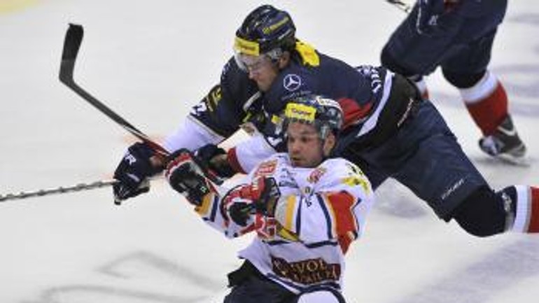 Slovan po slabej hre prehral so zvolenom 1:2 - Slovan zvolen1