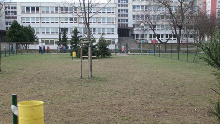 V petržalke pribudne ďalší oplotený výbeh pre psov - vybeh_Holicska petrzalka.sk