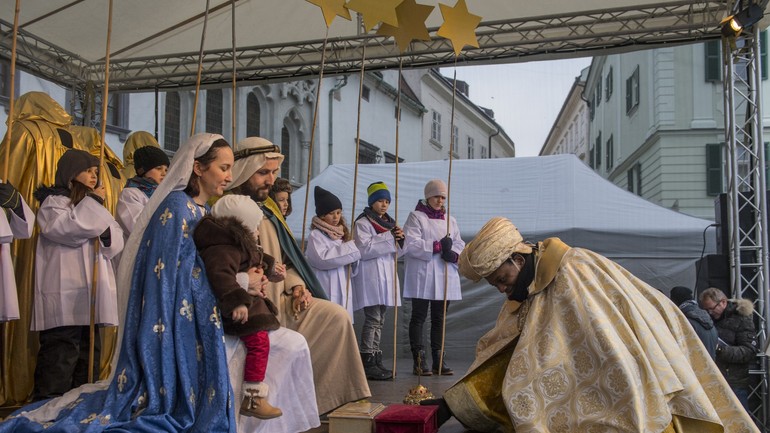 Trojkráľový sprievod v uliciach Bratislavy