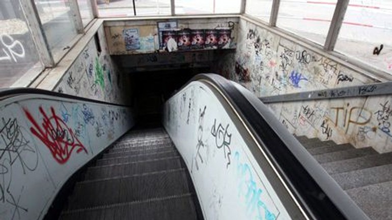 Podchodu na trnavskom netreba veľa - trnavske_eskalator