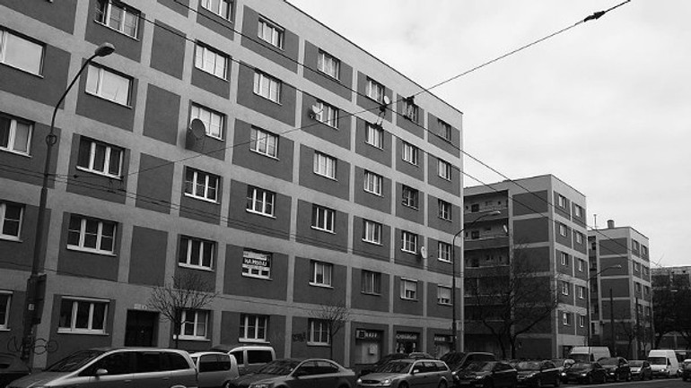 Pavlače bývalých družstevných domov unitas dokonale nahradili psychologické poradne - unitas