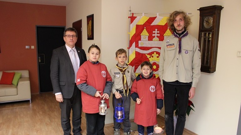 Betlehemské svetlo dorazilo aj do ružinova - betlehem ruzinov