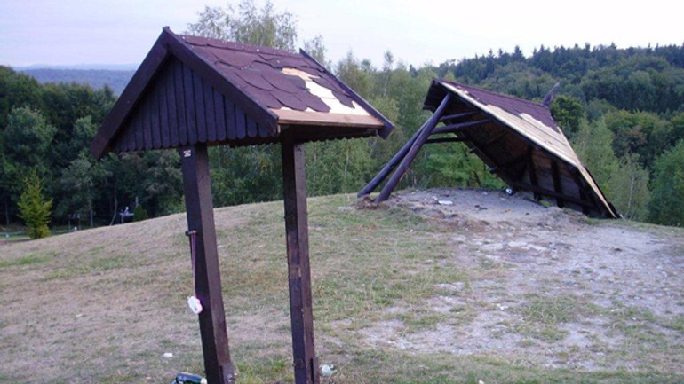 V lesoparku sa začali množiť prípady vandalizmu a požiare - Lesopark1