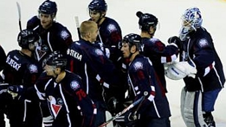 Brankár janus aj útočník ölvecký presvedčili trénera čadu - Hcslovan et