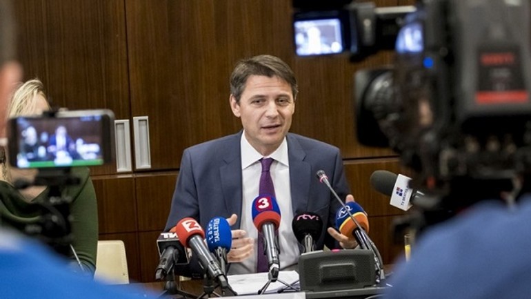 Ivo nesrovnal: téma zákazu hazardu v bratislave pre mňa nekončí - Nesrovnal Ivo