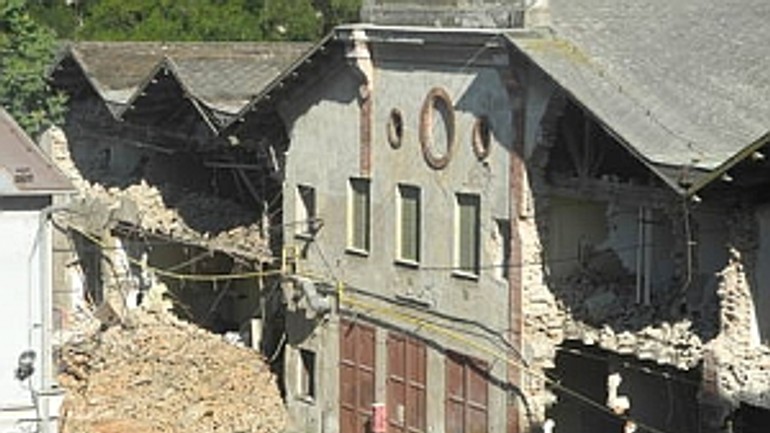 Hamilton má predĺžené povolenie na zbúranie cvernovky - Cvernovka