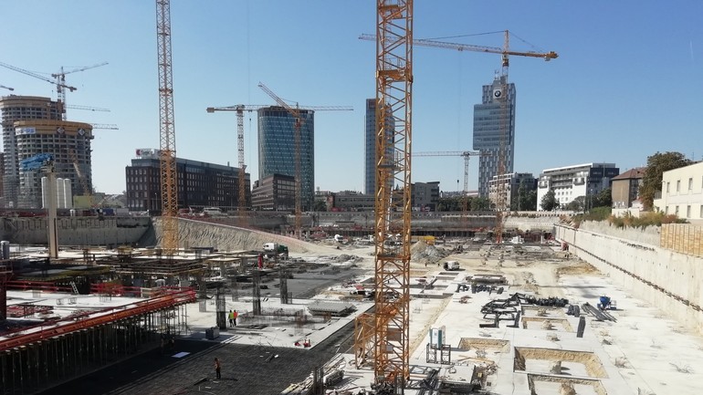 Výstavba budúcej autobusovej stanice na Nivách