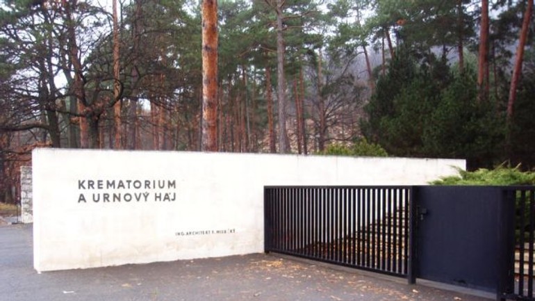 Pri cintoríne sa na triedenie odpadu nemyslí - krematorium