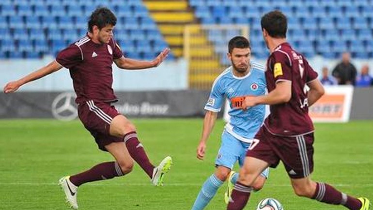 Futbalisti slovana na úvod sezóny zdolali húževnatého nováčika - skslovan_podbrezova