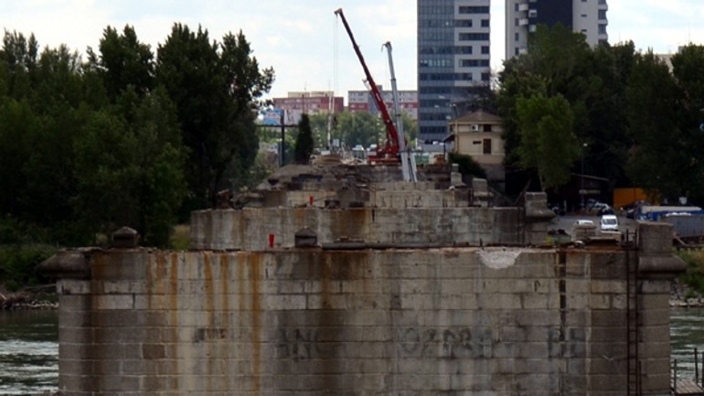 Starý most mešká, priznal už aj primátor - starymost_24062014_2