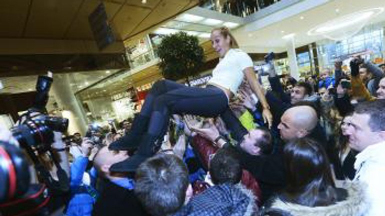 Dominika cibulková sa po návrate z austrálie stretla s fanúšikmi - cibulkova_aupark