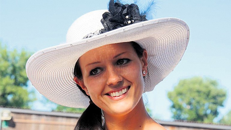 V nedeľu v starom háji vyvrcholí dostihová sezóna slovenským derby - dostihy_klobuk